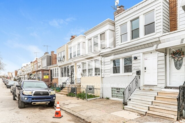 Foto del edificio - 4731 B St