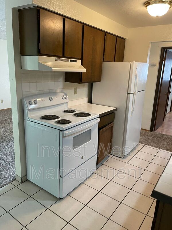Building Photo - 3707 Sunset Way