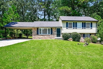 Building Photo - 2372 Rolling Rock Dr