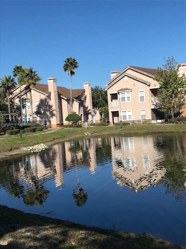 Building Photo - 17962 Villa Creek Dr
