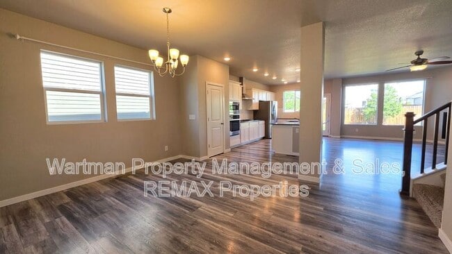 Foto del edificio - 9638 Vistas Park Dr