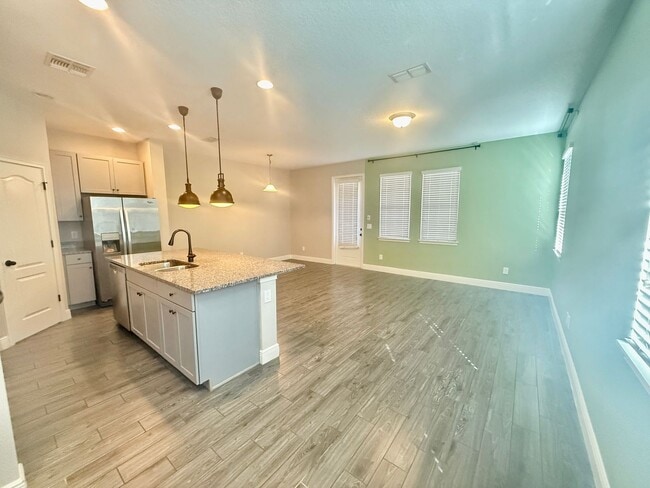 Photo - Hamlin Reserve - 4 Bed 3.5 Bath Townhome