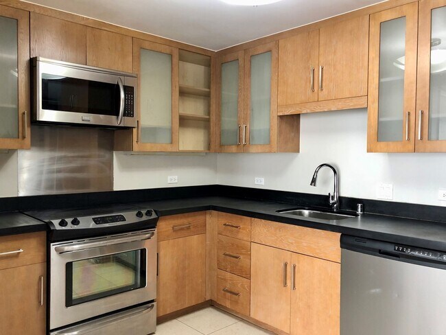 Foto del edificio - Pacifica Honolulu, Pet Friendly - 2BR/2BA ...