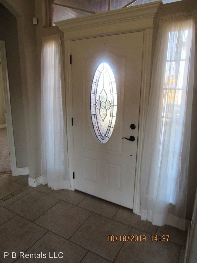 Foto del edificio - 2205 SW Edinburough Dr