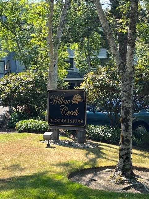 Welcome to Willow Creek - 1224 6th Ave S
