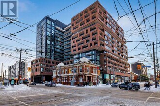 Building Photo - 270 Dufferin St