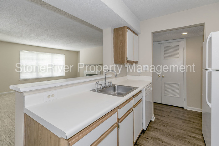 Building Photo - 1809 Wildridge Cir