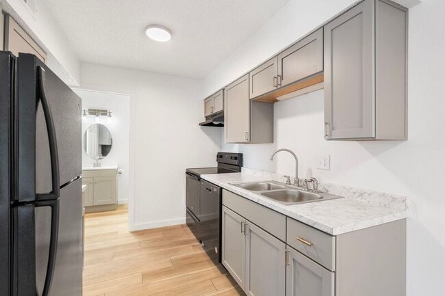Foto del edificio - 3111 W Greenwood St