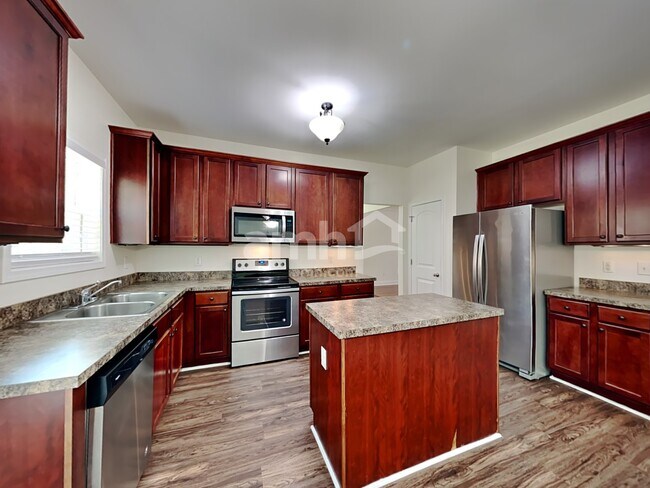 Foto del edificio - 6260 Cove Creek Dr