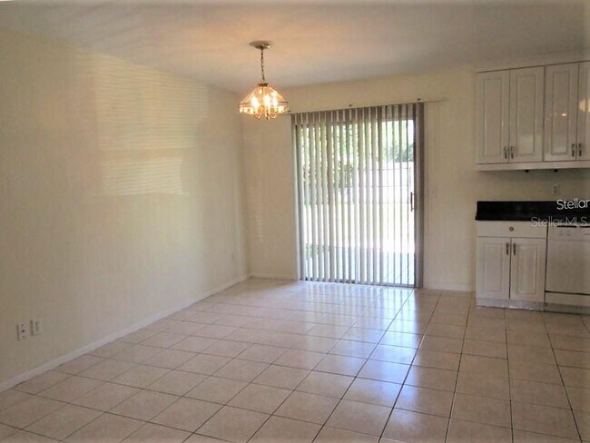 Foto del edificio - 2221 Riverside Park Rd