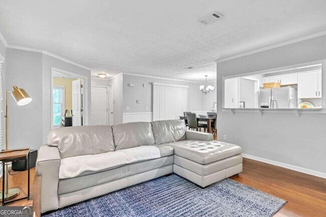 Foto del edificio - 808 Abingdon Way NE