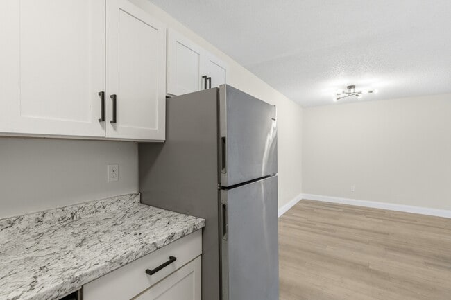 Building Photo - The Enclave at 3726