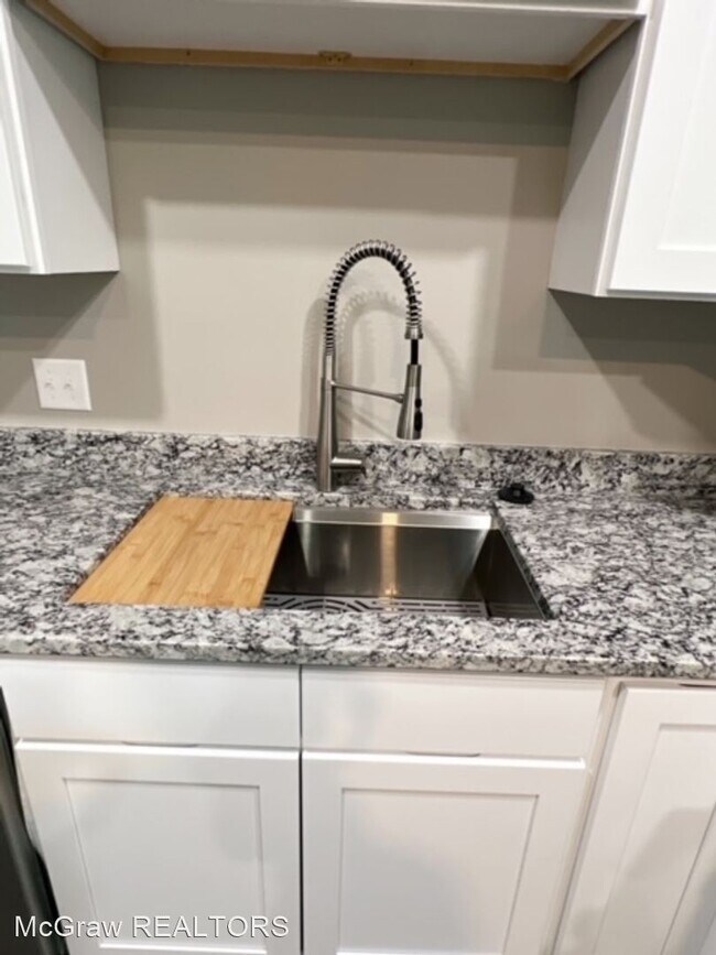 Foto del edificio - 3 br, 2 bath House - 10737 Douglas Circle