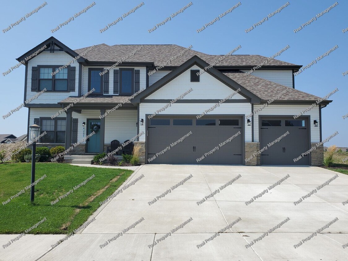 Foto principal - Gorgeous Custom Built Dyer 4 Bedroom