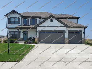 Building Photo - 10518 Talus Dr