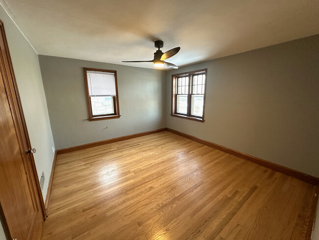 Bedroom 1 - 5327 W Keefe Ave