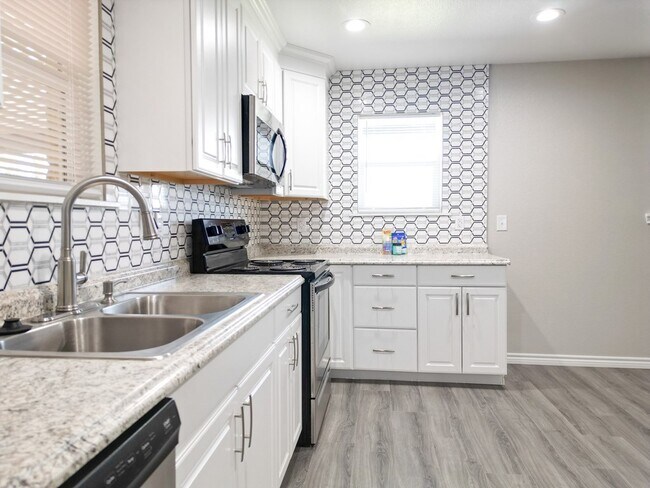 Foto del edificio - 1506 E 21st St
