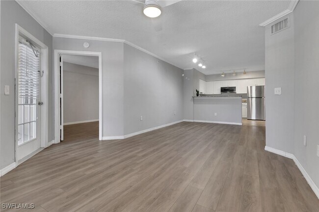Foto del edificio - 8659 River Homes Lane