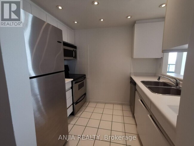 Photo du bâtiment - 7 Concorde Pl