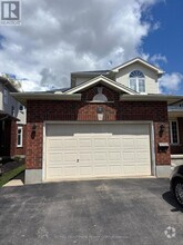 Building Photo - 6 Zecca Dr