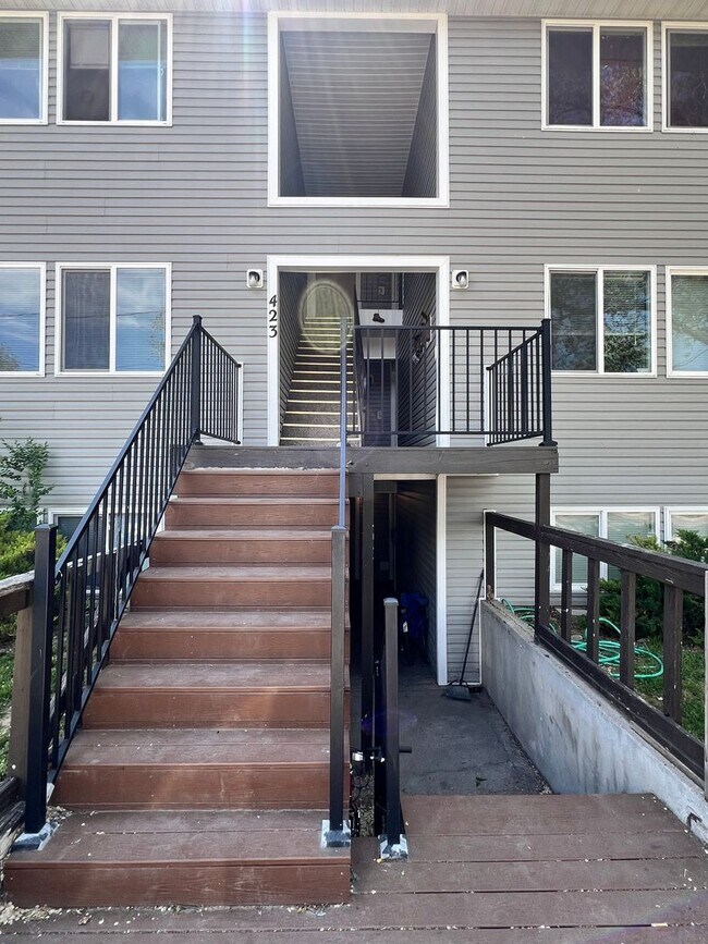 Foto del edificio - 423 E Dunn St
