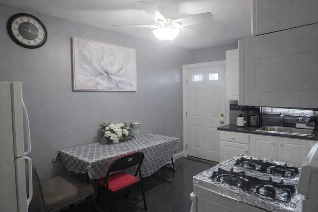 Foto del edificio - 412-414 Ferry St