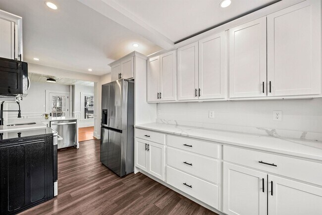 Foto del edificio - 26 Reservoir Ave