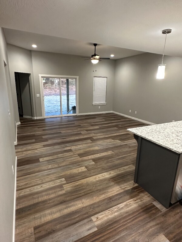 Building Photo - 1427 S Atlas Ct