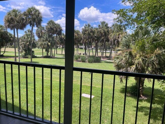 Foto del edificio - 2460 Deer Creek Country Club Blvd