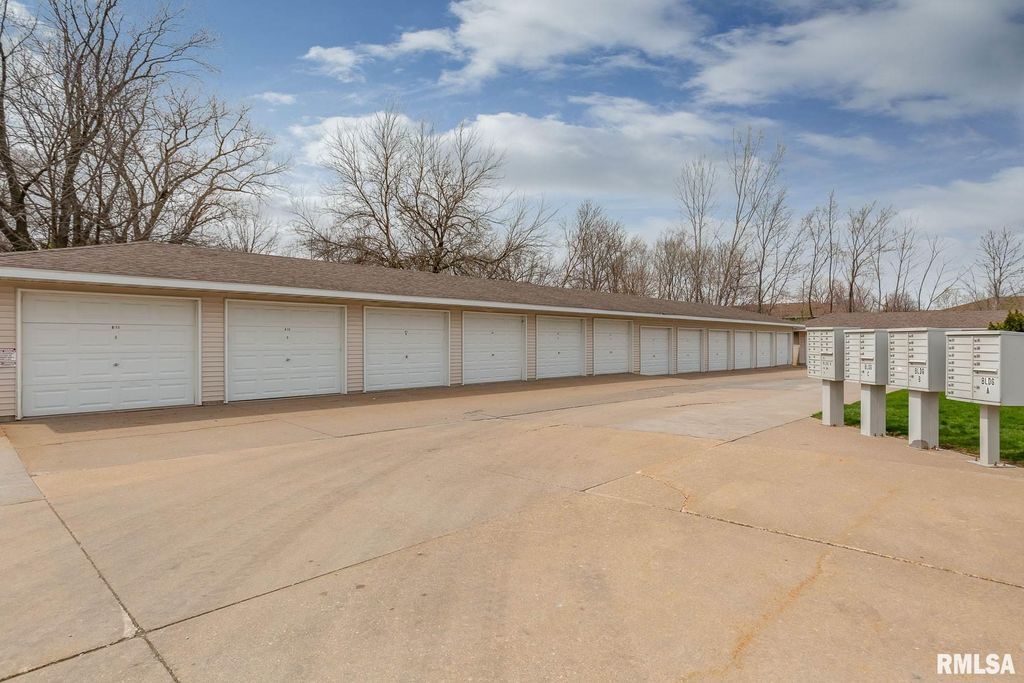 Foto del edificio - 643 E 46th St