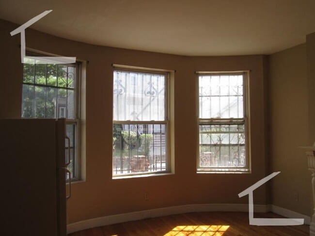 Photo - 9 Highgate St Apartment