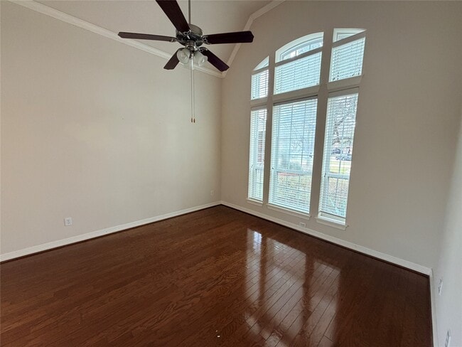 Foto del edificio - 2403 Galleon Point Ct