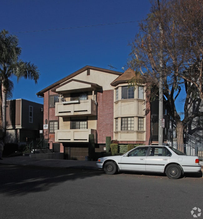Primary Photo - 251 W Verdugo Ave