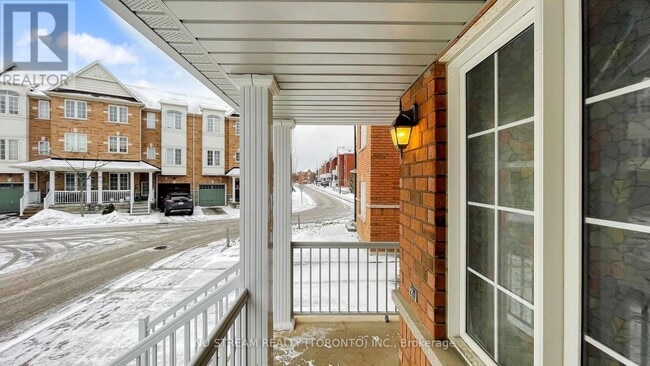 Building Photo - 15 Old Colony Rd