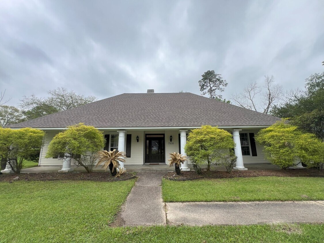Primary Photo - Newly remodeled, 4 bedroom, 2.5 bathroom home in Baton Rouge, LA