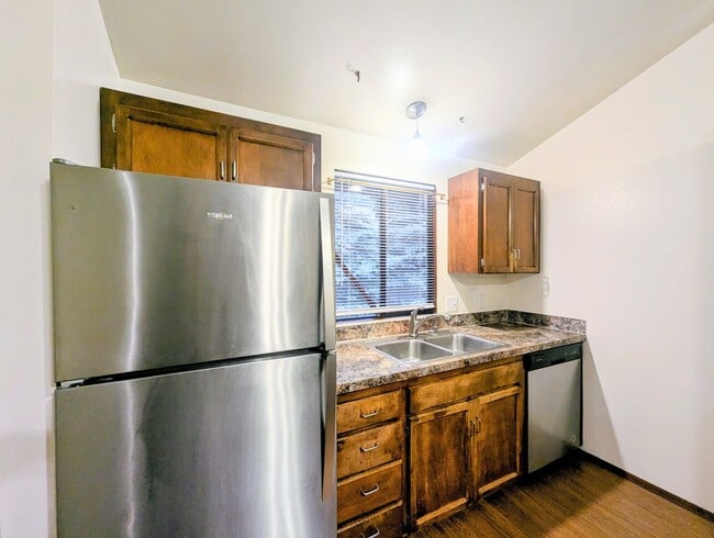 Building Photo - 2bd/1ba Everett Home