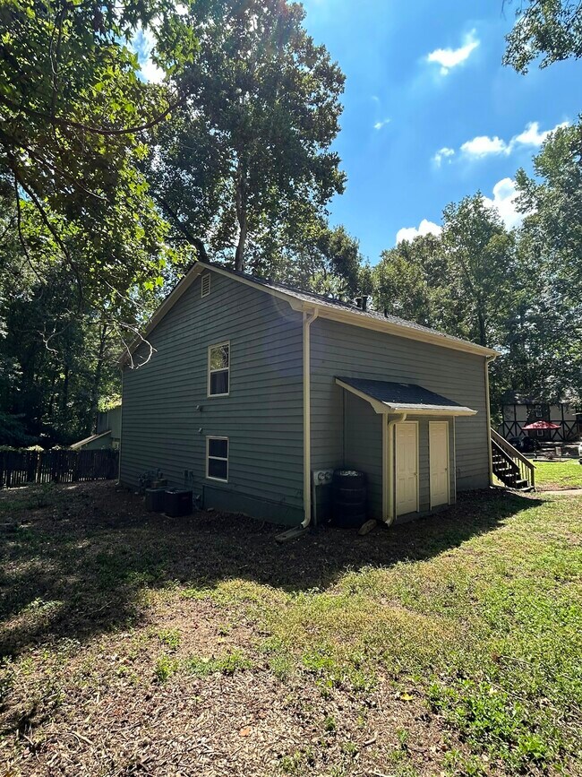 Foto del edificio - 1230 Hanover Pl