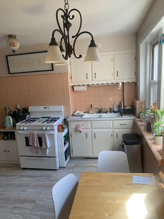 Foto del edificio - 99 Endicott St