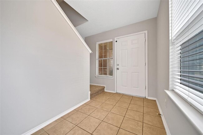 Building Photo - 7214 Cool Spring Ct