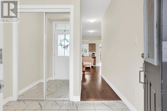 Photo du bâtiment - 15 SUNHAVEN LANE