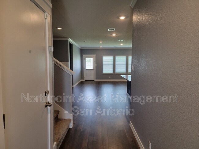 Building Photo - 5007 Gully Wy