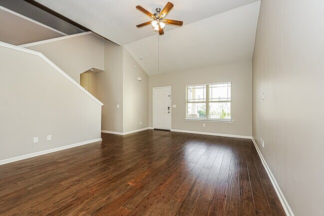 Foto del edificio - 1705 Porchrest Way