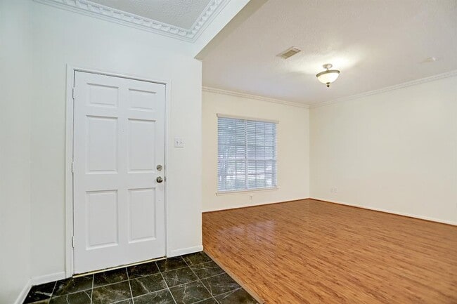 Building Photo - 12618 Duchess Ln