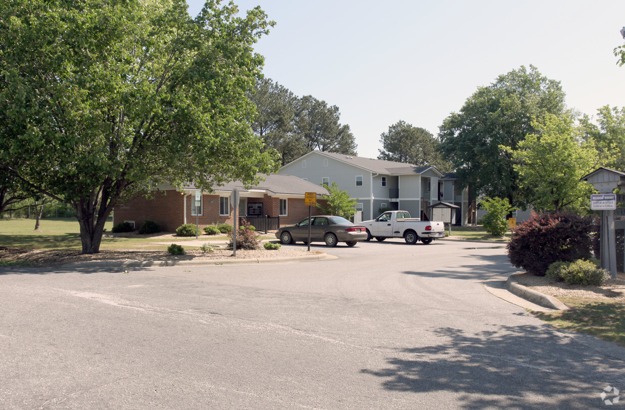 Parking Lot - Meadow Woods Apartments