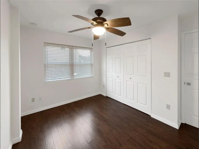 Foto del edificio - 930 School St