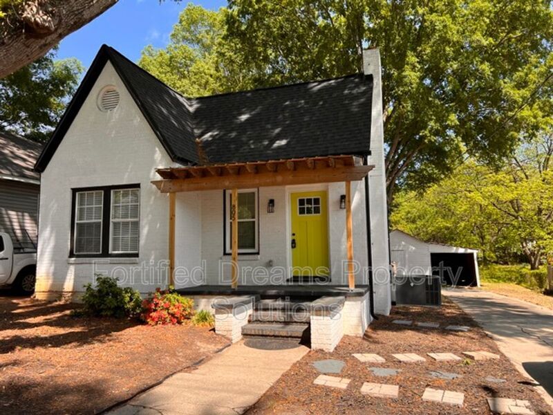 Foto principal - 805 Montgomery St