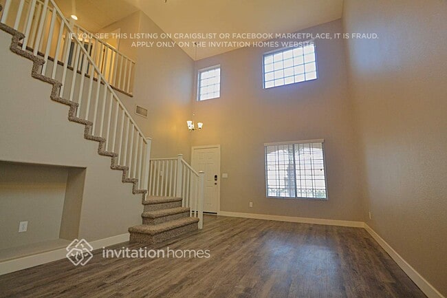 Building Photo - 9549 Cactus Club Dr