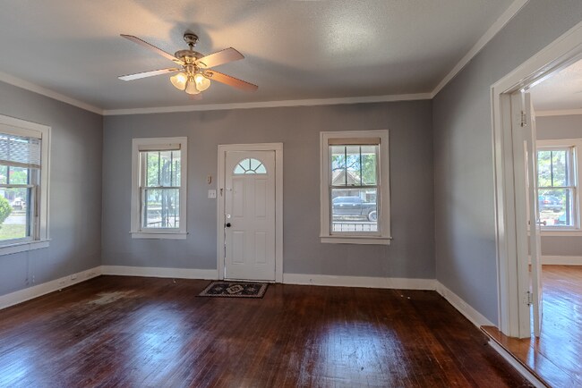 Foto del edificio - 834 Cottonwood Ave