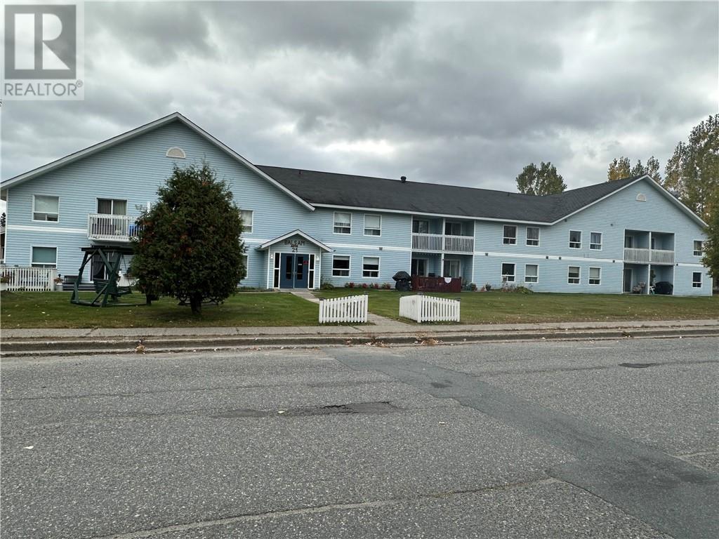 Primary Photo - 21 Balsam St