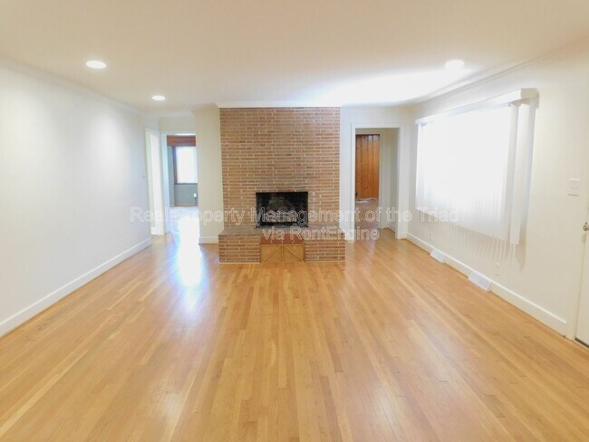 Building Photo - 1901 Angelo St